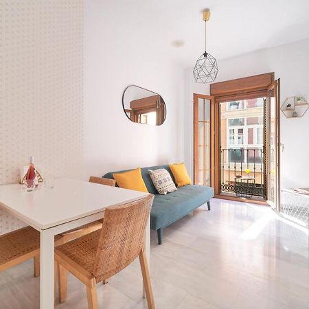 Apartamento En El Centro, Tranquilo Y Luminoso Malaga Exterior photo
