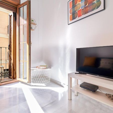 Apartamento En El Centro, Tranquilo Y Luminoso Malaga Exterior photo