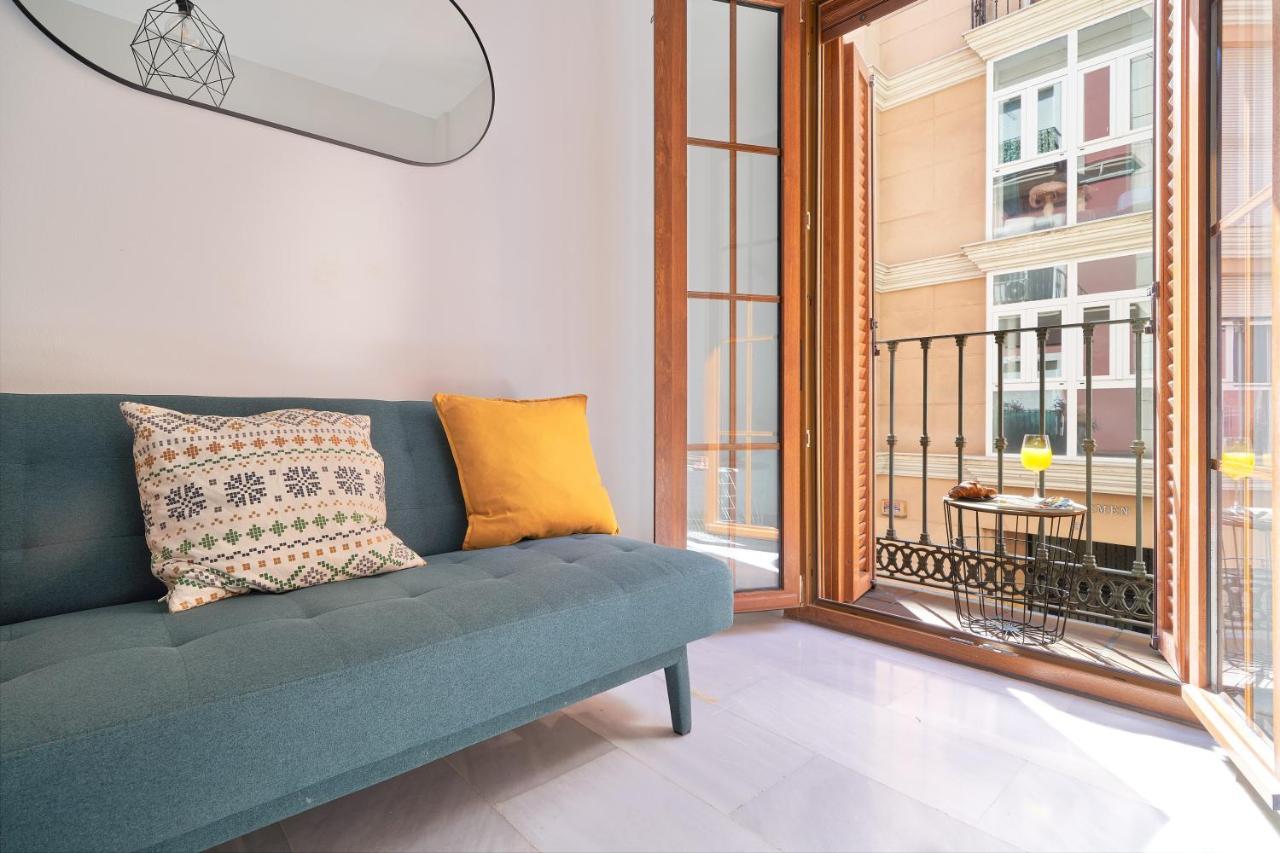 Apartamento En El Centro, Tranquilo Y Luminoso Malaga Exterior photo