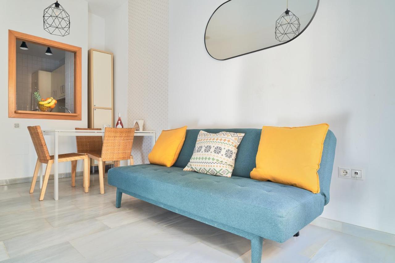 Apartamento En El Centro, Tranquilo Y Luminoso Malaga Exterior photo